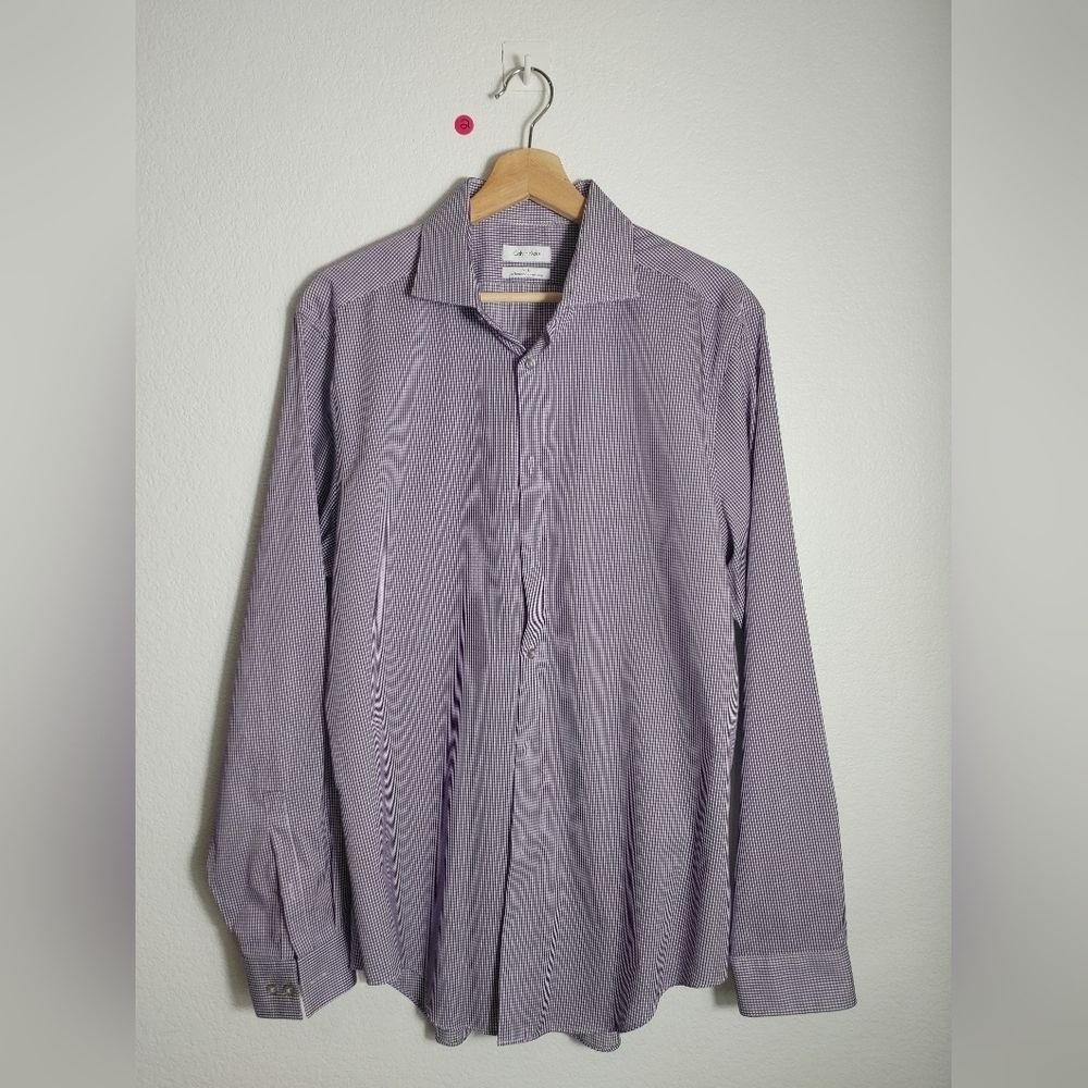 Calvin Klein Men's Lavender Checkered Shirt 16.5 34/35‎